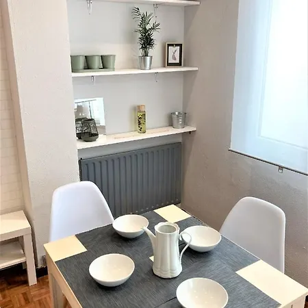 Tranquilidad Y Cercania. Wifi. Parking Incluido! Apartment